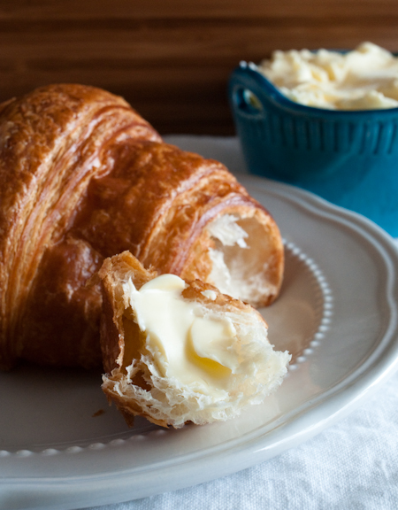 090404_croissant 090404_croissant