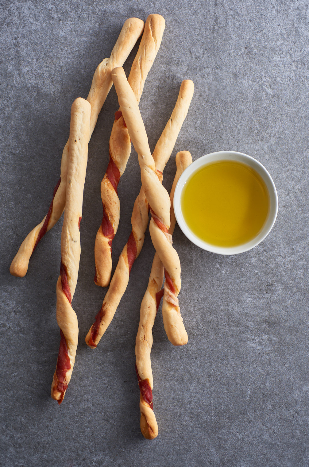 Prosciutto-Wrapped Breadstick Twists - Minimally Invasive